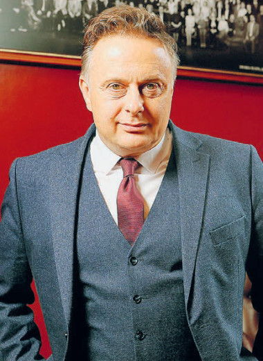 Кирилл Крок: Театр существует для людей