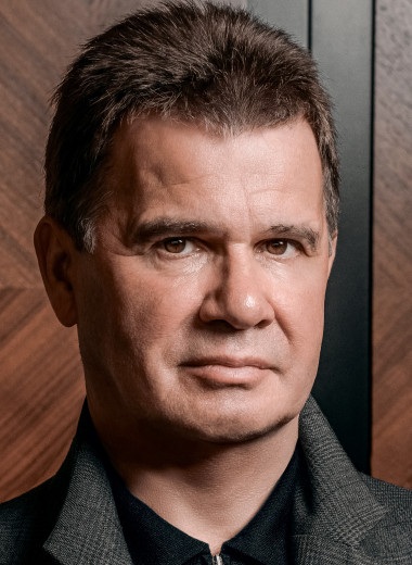 Александр Шестаков