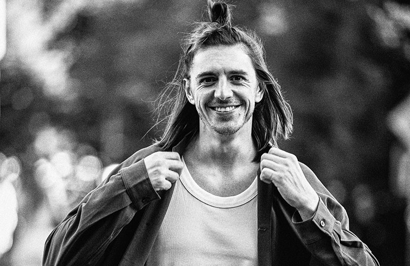 Как офисный служащий стал востребованным актером