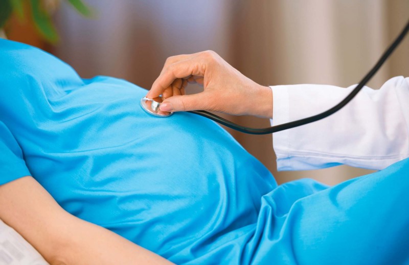 Можно ли при беременности менять врача?