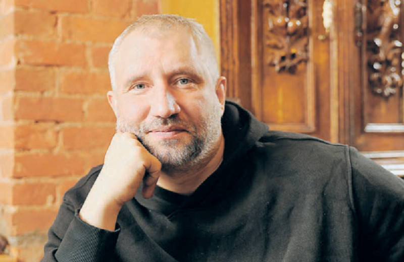 Юрий Быков: «Времена не выбирают, в них живут и умирают»