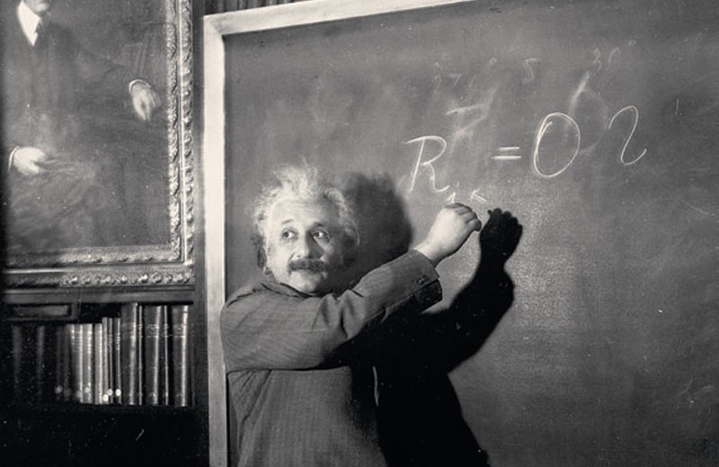 Трагедия Эйнштейна, или счастливый Сизиф