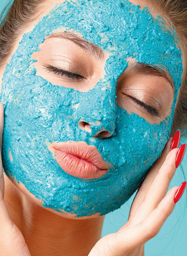 6 проблем со здоровьем, из-за которых шелушится кожа на лице