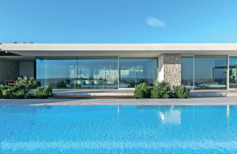 Между небом и землей