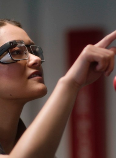 Google выпускает новые очки Glass для бизнеса