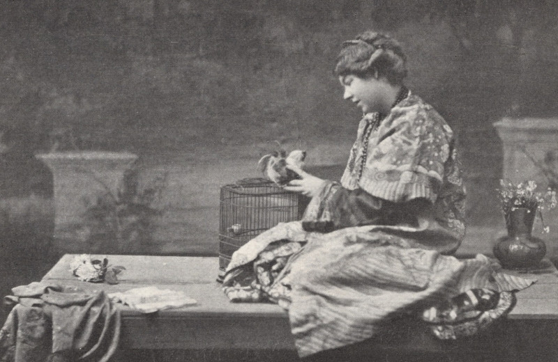 Как художница Памела Колман Смит создала самую популярную колоду Таро и была забыта