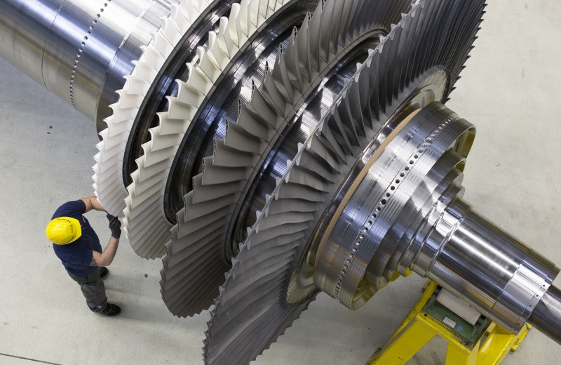Граждан Германии заподозрили в причастности к поставке турбин Siemens в Крым