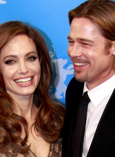 Самые трогательные фото со свадеб Анджелины Джоли, Джорджа Клуни и других звезд