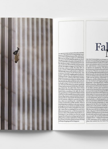 Памяти 11 сентября: очерк «Падающий человек» о самом известном снимке теракта в башнях-близнецах в Нью-Йорке