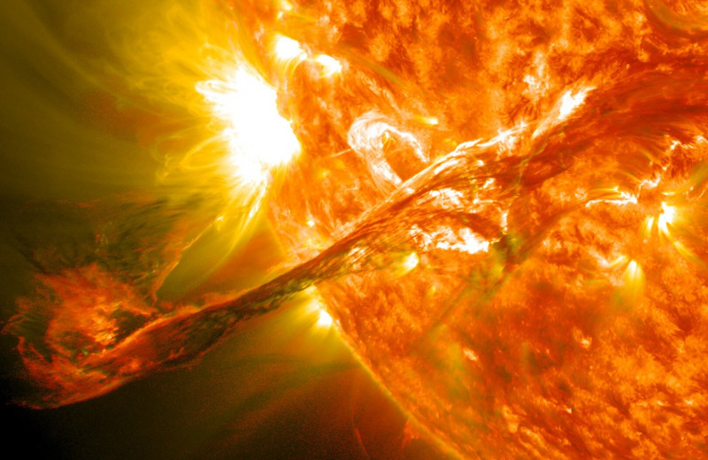 Как Солнце защищает Землю от галактических космических лучей