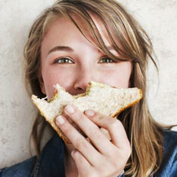 Пищевое поведение: 5 типов девушек, которые никогда не полнеют