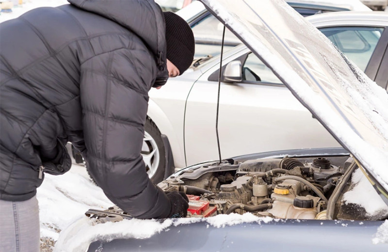 При какой температуре замерзает аккумулятор и как его отогреть