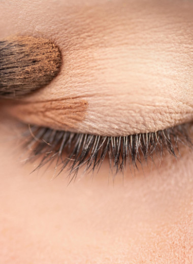 5 ошибок в макияже, из-за которых ты выглядишь уставшей, даже когда полна сил