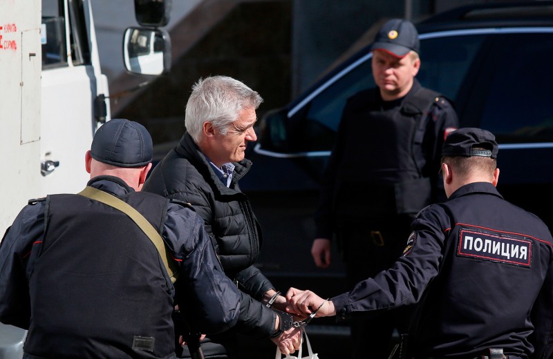«Последний герой»: WSJ узнала, как Калви выманили в Москву перед арестом