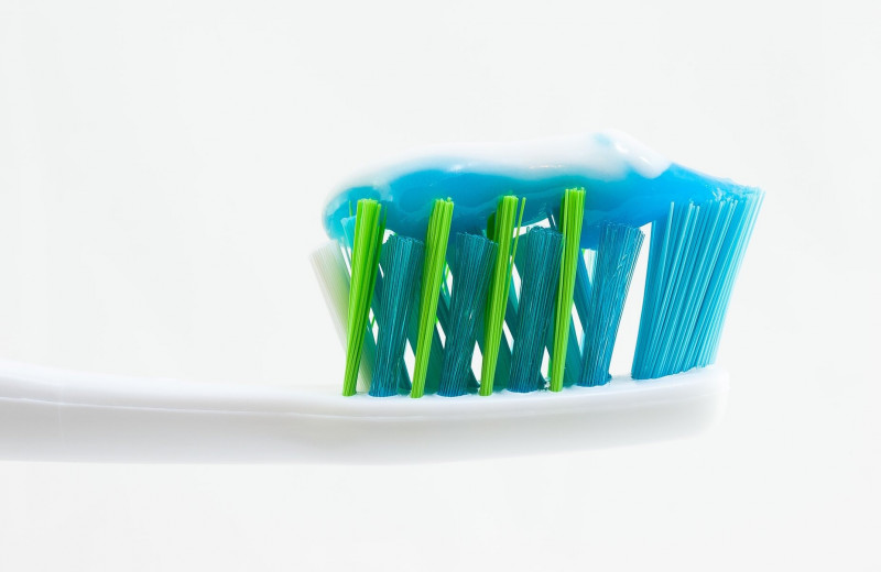 Эта самодельная зубная паста спасет ваши зубы!