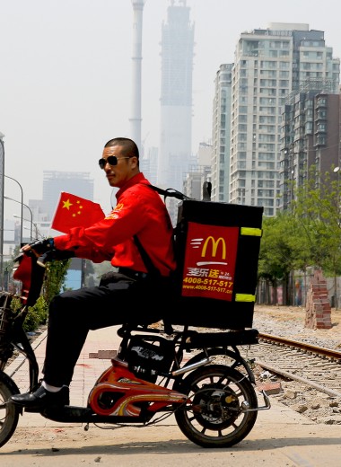 McDonald's откроет рестораны только для доставки. Как это изменит рынок еды?