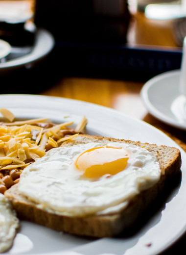 12 лучших идей белковых завтраков для похудения: вкусно и сытно