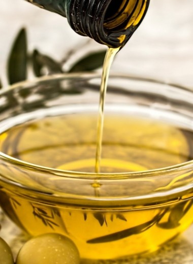 И мякоть, и косточки: почему оливковое масло такое вкусное