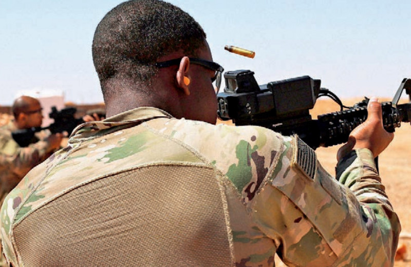 В темноте и за углом: американские солдаты получат высокотехнологичные очки для ближнего боя
