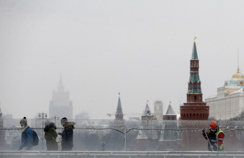 Зависимость от «врага»: как образ Запада определяет российскую идентичность