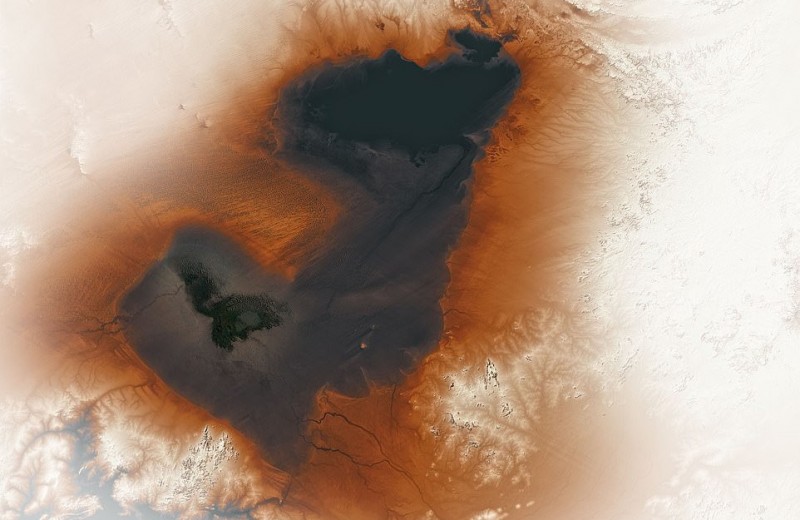 NASA опубликовало снимок гигантского древнего озера Сахары