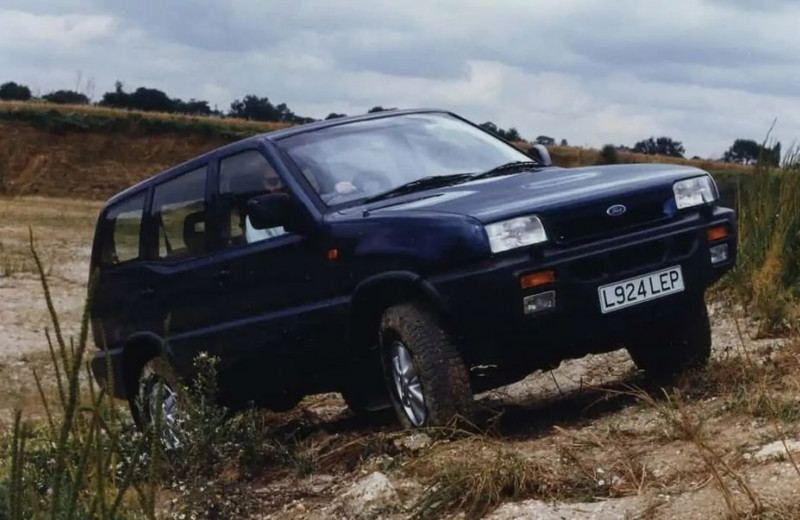 Давайте вспомним. Европейские Ford Maverick/Nissan Terrano II (1993-2007)