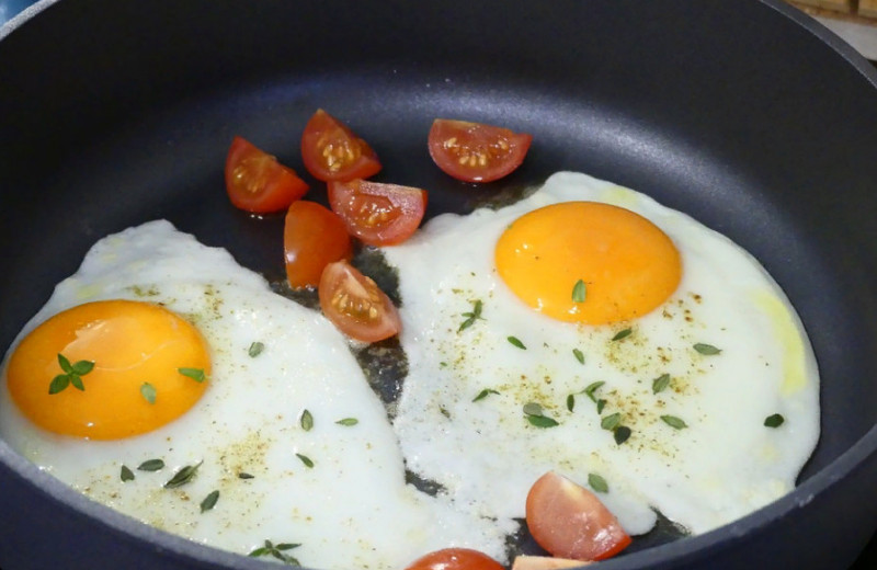10 самых частых ошибок при варке яиц и приготовлении омлета. Вот как можно испортить даже самое простое блюдо