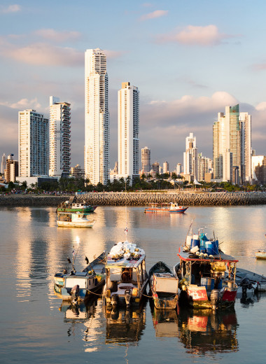 Пенсия с 18 лет и два океана: кто и зачем переезжает в Панаму и как там живется