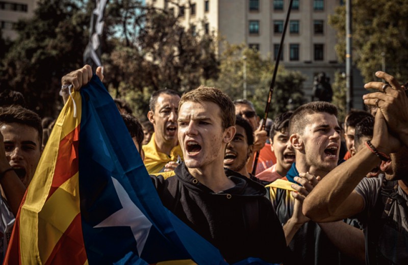Протесты в Барселоне. Что происходит в столице Каталонии и есть ли опасность для туристов