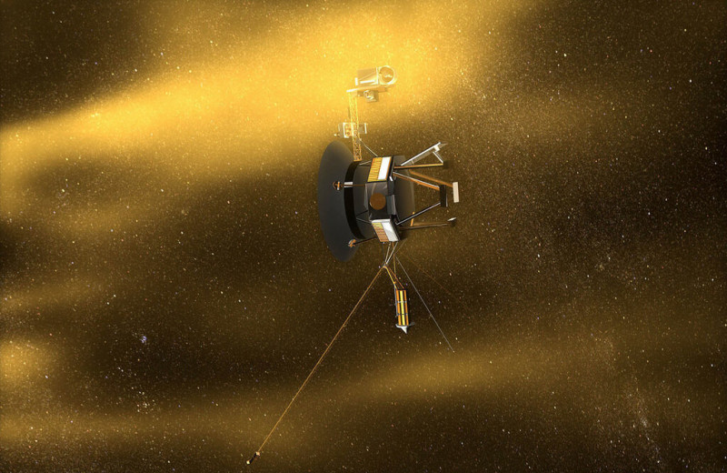 Что нашли «Вояджеры» за пределами Солнечной системы: поразительные открытия