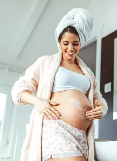 С головы до ног: каким должен быть уход за телом во время беременности