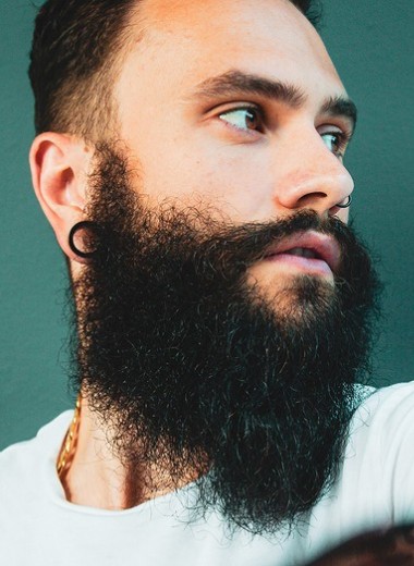 Как правильно стричь бороду: пошаговая инструкция + главные ошибки