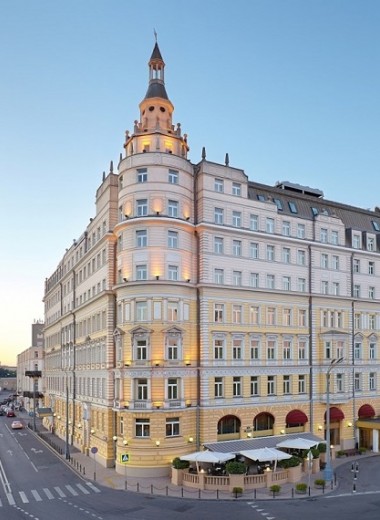 В отеле «Балчуг Кемпински Москва» состоится шестая благотворительная барахолка