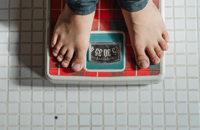 Почему вес стоит на месте: 9 неочевидных причин, саботирующих похудение