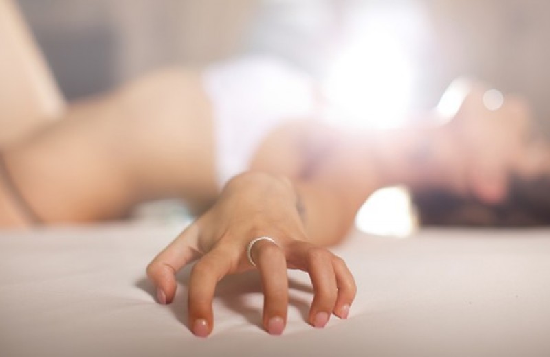 Оргазм во сне: как подарить себе эротическую фантазию?