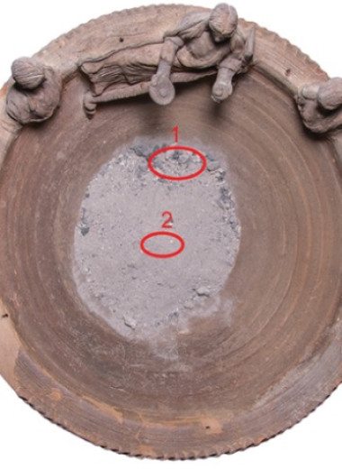 Под Помпеями сожгли импортный элеми