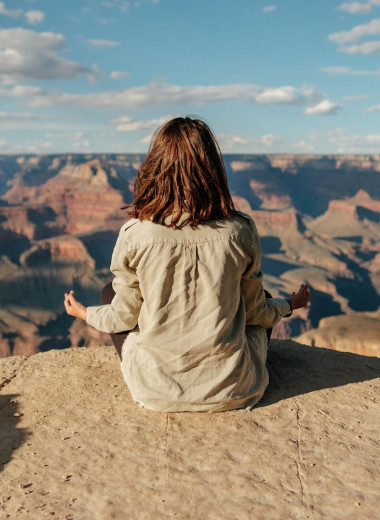 Боремся со стрессом: что такое медитация и как начать медитировать