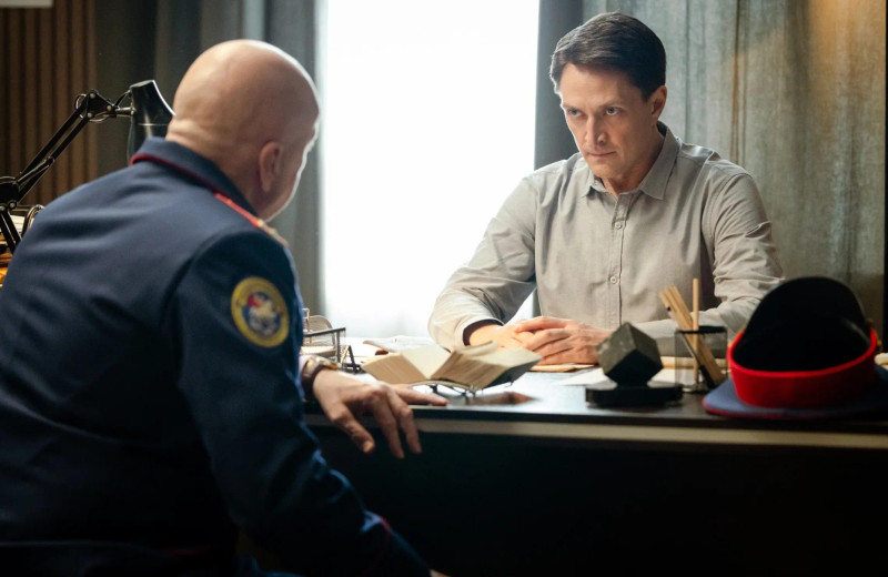 Детективные сериалы с неожиданными концовками: 8 историй, которые вас удивят