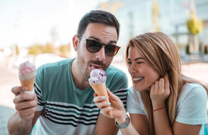 Все, что нужно знать о мороженом: когда, кому и почему летний десерт опасен