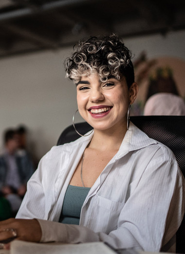 «Они хотят договариваться»: чего ждут сотрудники-зумеры от работодателей и коллег