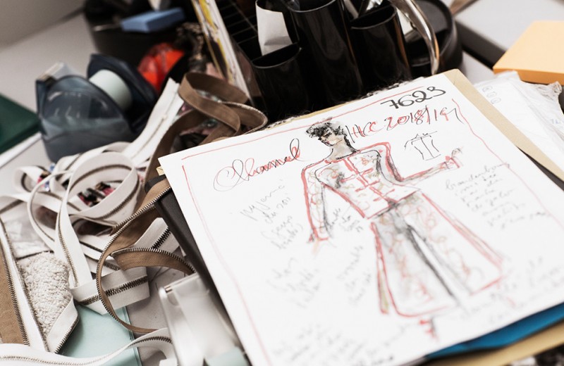 От эскиза до готового платья, или Как создаются кутюрные наряды Chanel