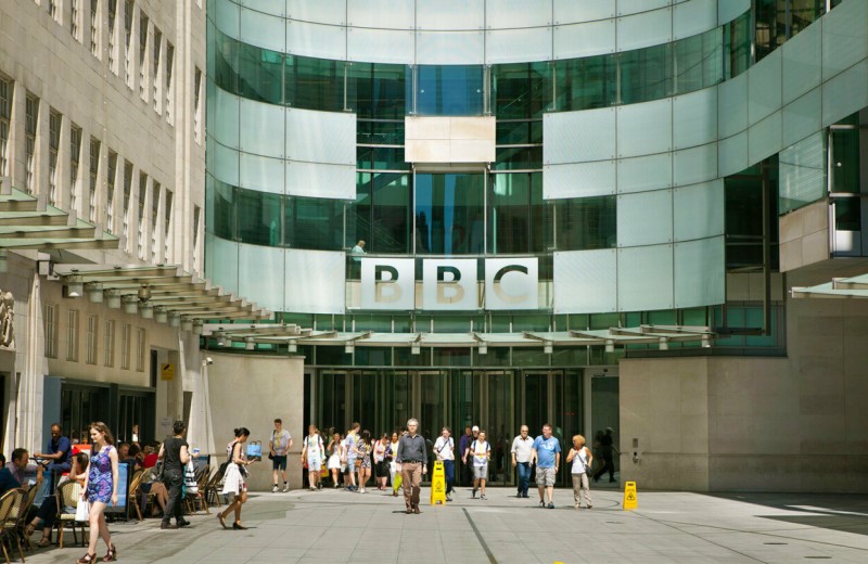 «Мог стать угрозой конкуренции»: BBC хотела запустить «свой Netflix» в 2009 году, но британские власти закрыли проект