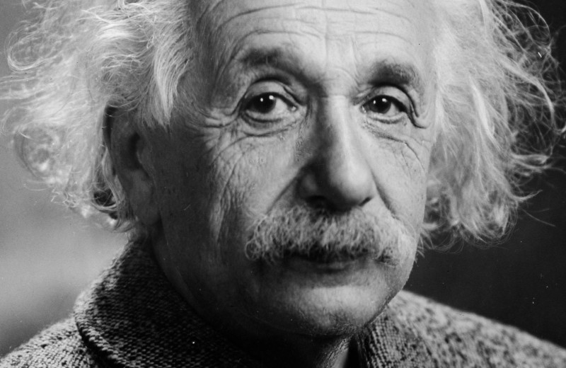 «Разум — единственное мирное оружие»: 5 жизненных уроков Альберта Эйнштейна