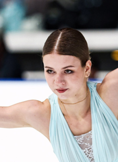 Александра Трусова — Forbes: «Из всего, что я делала, самое сложное — быть матерью»