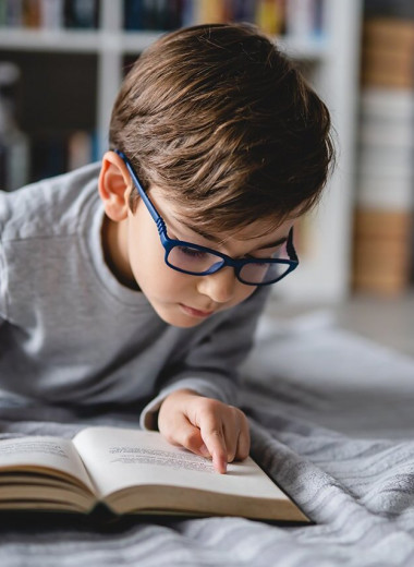 Любящие читать дети имеют больший мозг, благодаря этому они становятся более счастливыми и умными подростками