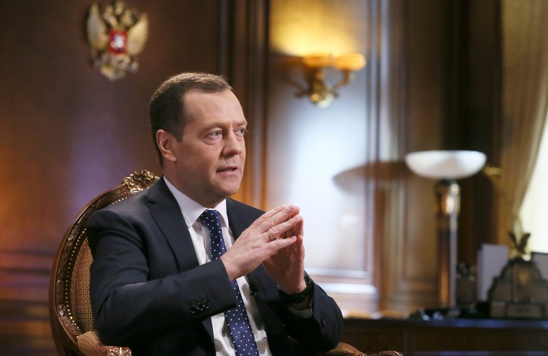 Стоим на пороге. Медведев анонсировал повышение пенсионного возраста