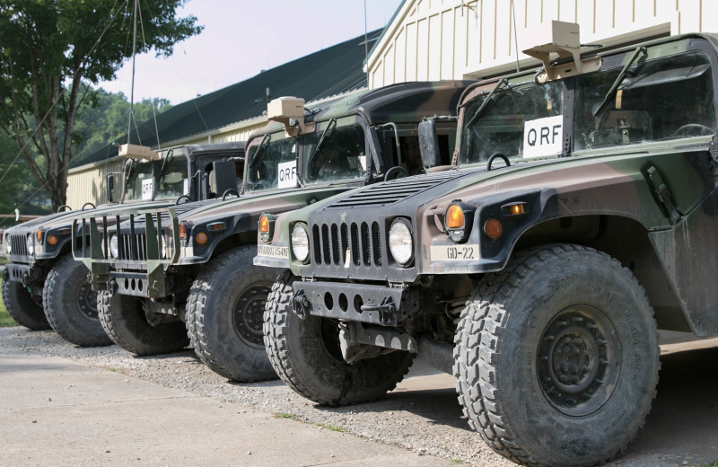 Военный Hummer: подборка интересных фактов о знаменитом армейском джипе