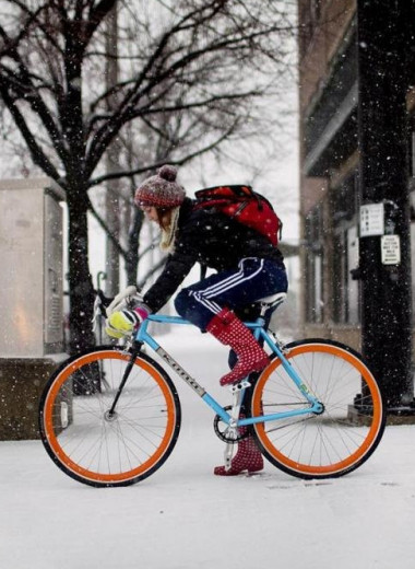 Как ездить зимой на велосипеде и насколько это безопасно?
