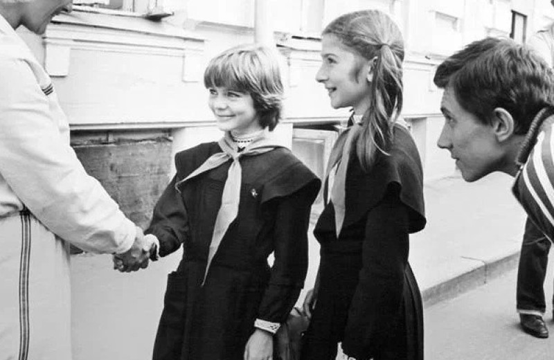 Самый теплый плейлист: топ-10 легендарных песен из советского кино