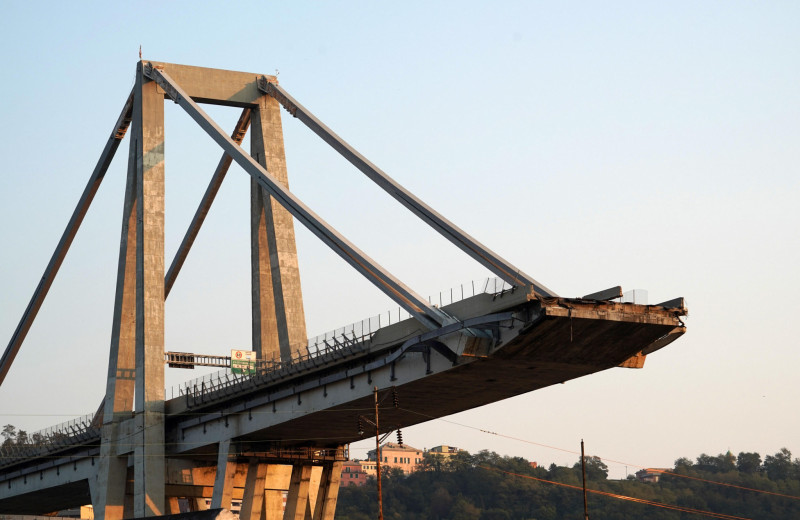 Почему разрушаются мосты: 5 причин и примеров